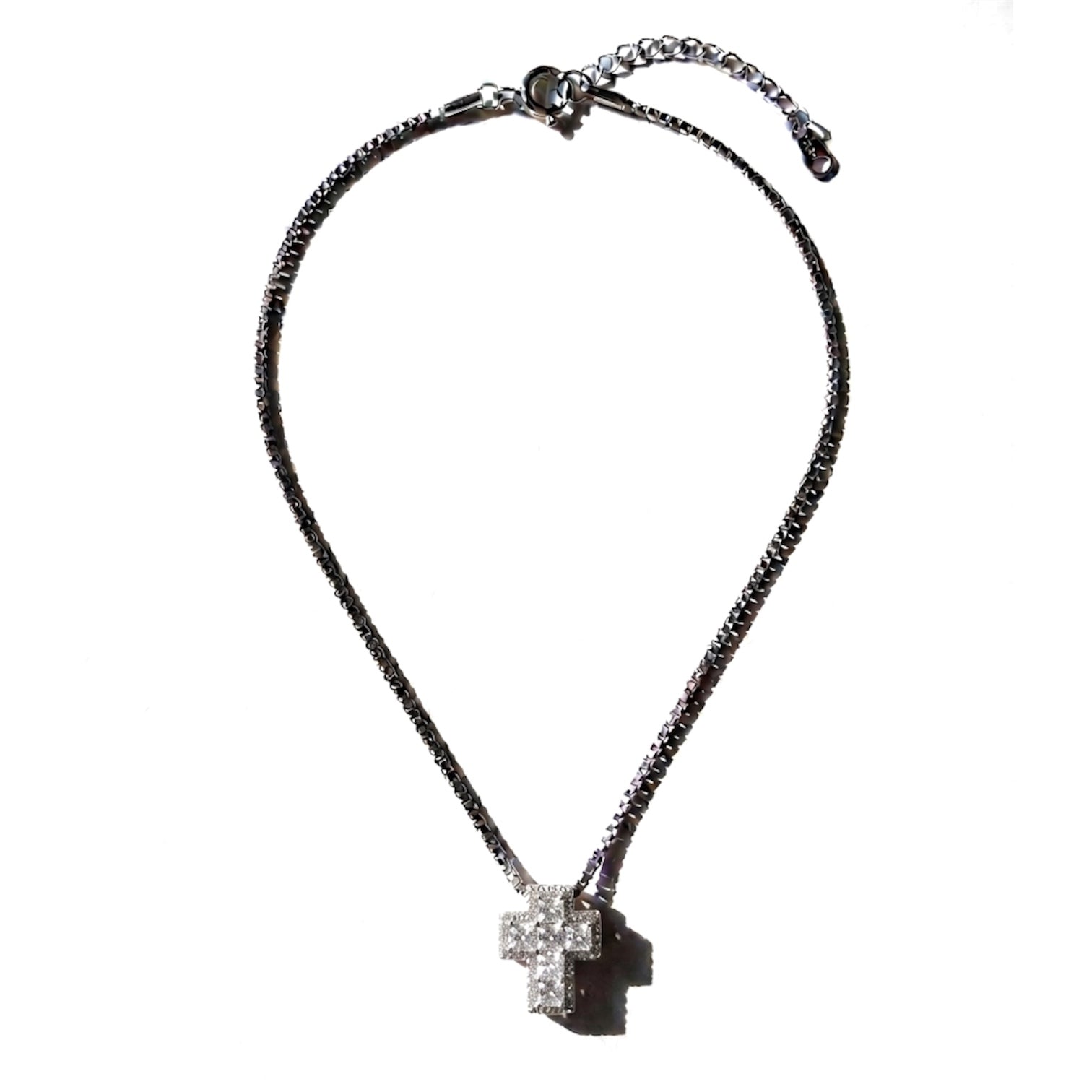 CROSS CREED NECKLACE
