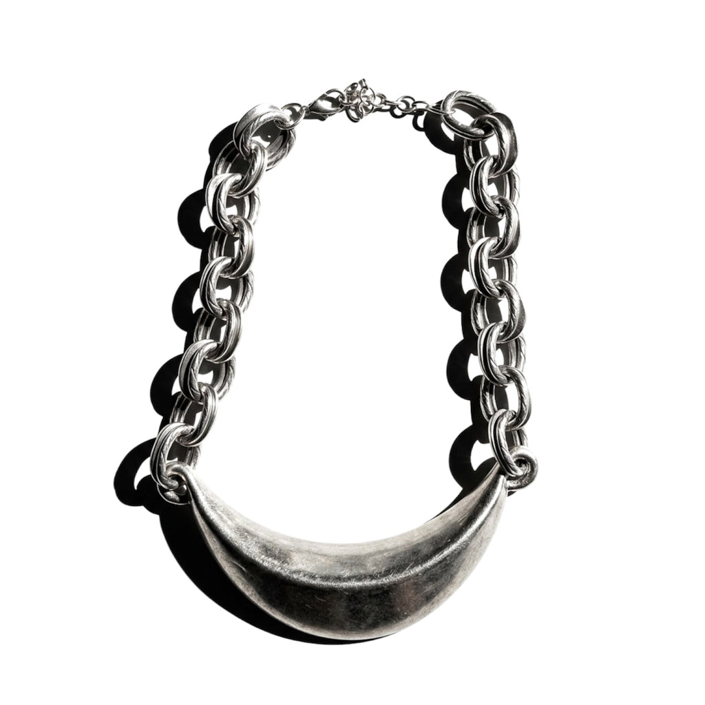 VAULT NECKLACE